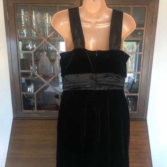 Black Velvet Cocktail Dress​​ - Picture 8 of 9